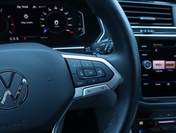 Volkswagen Tiguan II SUV Facelifting 2.0 TSI 190KM 2022 VW Tiguan 2.0 TSI, Salon Polska, 1. Właściciel, zdjęcie 17