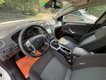 Ford Mondeo IV Sedan 1.6 Duratorq TDCi 115KM 2014 Ford Mondeo Ford Mondeo 1,6 Diesel Super stan Zamiana 1.6 Diesel 116KM, zdjęcie 3