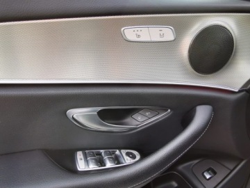 Mercedes Klasa E W213 2020 MERCEDES KLASA E W213 Limuzyna 1.6 200d 160KM * Automat* Przebieg 86487, zdjęcie 25