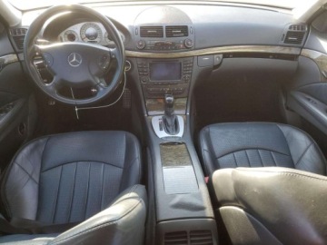 Mercedes Klasa E W211 2005 Mercedes-Benz Klasa E 55 AMG 2005 5.5l 5.5 Benzyna 469KM, zdjęcie 8