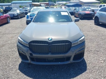 BMW Seria 7 G70 2022 BMW Seria 7 2022 BMW 750 I XDRIVE 4.4 Benzyna 523KM, zdjęcie 1