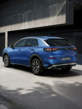 Volkswagen T-Roc I SUV Facelifting 1.5 TSI ACT 150KM 2026 Volkswagen T-Roc Wersja Life 1.5 eTSI 150 KM DSG, zdjęcie 14