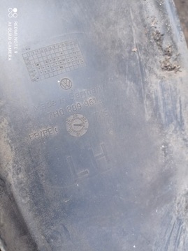 PODBĚH LEVÉ PŘEDNÍ VW T5 7H0809961A