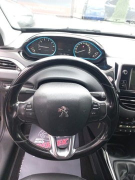 Peugeot 2008 I SUV Facelifting 1.2 PureTech 110KM 2017 Peugeot 2008 Navi Klimatronik Sensor Alu PDC 1.2 Benzyna 110KM, zdjęcie 10
