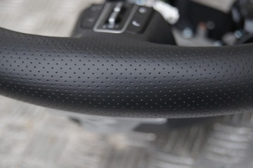 KIA Stinger 3.3 GT Многофункциональный Руль