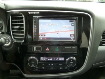 Mitsubishi Outlander III 2016 Mitsubishi Outlander HYBRYDA204 KONIE4X4204 KONIESKORYGWARANCJA 2.0, zdjęcie 21