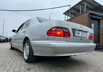 Mercedes Klasa E W210 2000 Mercedes-Benz Klasa E 2,2 CDI 143 KM Automat Z..., zdjęcie 29
