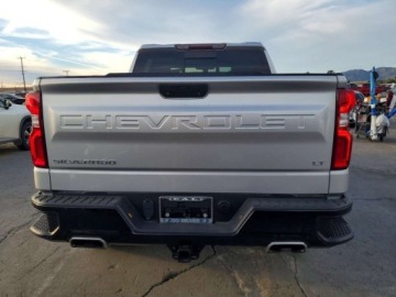 Chevrolet Silverado II 2021 Chevrolet Silverado 2021 CHEVROLET SILVERADO K1500 LT TRAIL BOSS 5.3 355KM, zdjęcie 5
