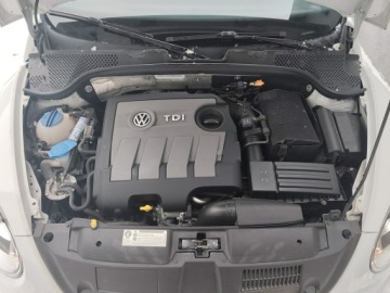Volkswagen Beetle Hatchback 3d 1.6 TDI 105KM 2015 Volkswagen Beetle bezwypadkowy wyposażen, zdjęcie 30