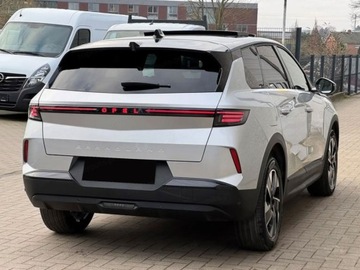 Opel 2025 Od ręki - GS 1.2 Turbo 145KM / Pakiet Komfort Plus, zdjęcie 2