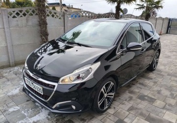 Peugeot 208 I Hatchback 5d Facelifting 1.2 PureTech 110KM 2016 Peugeot 208 Peugeot 208 1.2 Benzyna 110KM