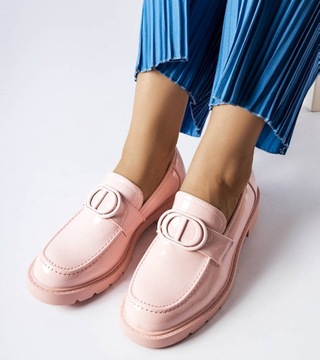 Розовые элегантные лакированные лоферы 25023 38