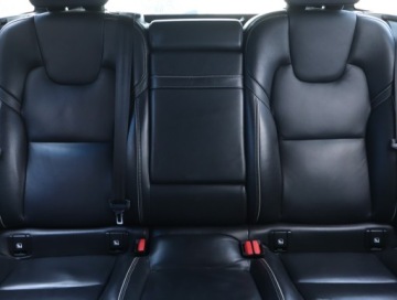 Volvo V90 II Kombi 2.0 T4 190KM 2019 Volvo V90 T4, Automat, Skóra, Navi, Klima, zdjęcie 9