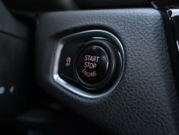 BMW Seria 2 F22-F23-F45-F46 Gran Tourer 218i 136KM 2016 BMW 2 Active Tourer 218i Active Tourer, zdjęcie 23