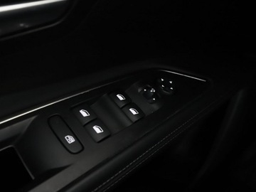 Peugeot 5008 II Crossover 1.6 BlueHDI 120KM 2017 Peugeot 3008 7os. Automat, zdjęcie 36