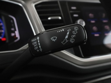 Volkswagen T-Roc I SUV 1.0 TSI 110KM 2021 Volkswagen T-Roc 1.0 TSI Style Climatronic Virtual, zdjęcie 32