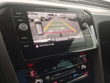 Volkswagen Passat B8 Variant Facelifting 2.0 TDI SCR 200KM 2022 Volkswagen Passat 2.0 TDI 200KM 4x4 DSG R Line Kamera Virtual Hak LED Matr, zdjęcie 20