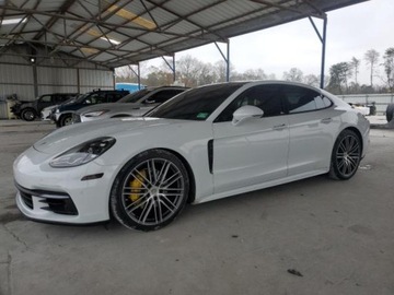 Porsche Panamera II Liftback 3.0 330KM 2018 Porsche Panamera 2018 PORSCHE PANAMERA 4, silnik 3.0 L , 3.0 Benzyna 330KM, zdjęcie 1