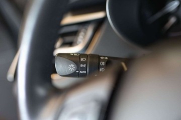 Toyota C-HR I Crossover Facelifting 1.8 Hybrid 122KM 2022 Toyota C-HR 1.8 Hybrid Style 1.8 Hybryda 122KM, zdjęcie 36