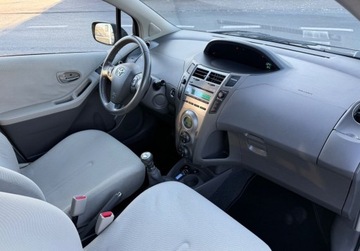 Toyota Yaris II Hatchback 5d 1.33 Dual VVT-i 101KM 2009 Toyota Yaris 1.3i KLIMATRONIC Extra stan 1 1.3 Benzyna 101KM, zdjęcie 9