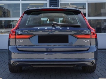 Volvo V90 II 2025 VOLVO V90 T6 AWD Plug-In Hybrid Plus Dark Combi 2.0 (398KM) 2025, zdjęcie 1