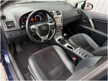 Toyota Avensis III Sedan Facelifting 2.0 D-4D 124KM 2013 Toyota Avensis sedan, zdjęcie 13