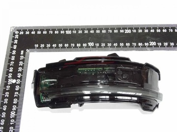 НОВЫЙ поворотник в левое зеркало NEW EVOQUE 2020-