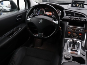 Peugeot 3008 I 2015 Peugeot 3008 Hybrid4, 197 KM, 4X4, Automat, zdjęcie 6