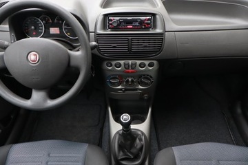 Fiat Punto II Hatchback 1.2 i 60KM 2010 Fiat Punto 1.2 60 , Salon Polska, 1. Właściciel, zdjęcie 11