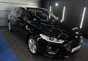 Ford Mondeo V Kombi 2.0 TDCi 150KM 2019 Ford Mondeo Automat _ 2.0 diesel _ Bardzo bogata wersja wyposazenia _ 2.0, zdjęcie 28