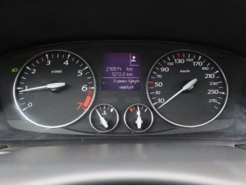 Renault Laguna III Hatchback 2.0 16v 140KM 2007 Renault Laguna 2.0 16V, Navi, Klima, Klimatronic, zdjęcie 10