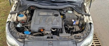 Audi A1 I Hatchback 3d 1.6 TDI 105KM 2010 Audi A1 3-drzwiowe Audi A1 3-drzwiowe 1.6 TDI Attraction 1.6 Diesel 105KM, zdjęcie 5