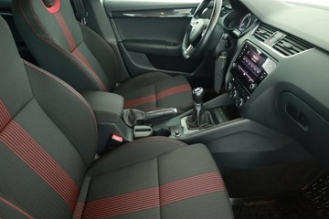Skoda Octavia III Liftback Facelifting 1.6 TDI 115KM 2019 Skoda Octavia 1.6 TDI, Salon Polska, zdjęcie 6