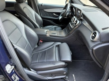 Mercedes GLC C253 SUV Facelifting 2.0 220d 194KM 2020 Mercedes GLC 220 d 194 KM 4x4 Pakiet AMG LEDy ILS, zdjęcie 15