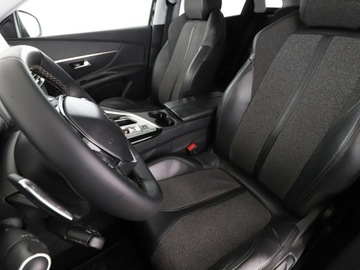 Peugeot 3008 II Crossover 1.6 BlueHDi 120KM 2017 Peugeot 3008 Navi Czujniki parkowania Klimatyzacja, zdjęcie 12