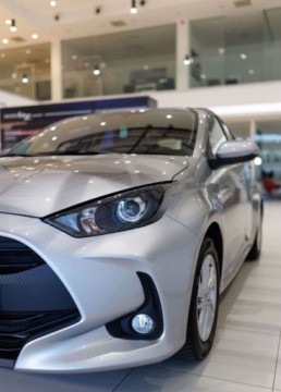 Toyota 2024 Toyota Yaris Hybrid 1.5 Comfort 1.5 Hybryda 92KM, zdjęcie 10