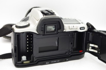 MINOLTA 500si Super+ MINOLTA AF 35-80 мм 4-5,6 в отличном состоянии