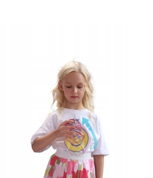 На Flynova Pro FLYING FIDGET SPINNER загорается светодиод