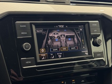 Volkswagen Passat B8 Variant Facelifting 1.5 TSI EVO 150KM 2023 Volkswagen Passat Business ACC CarPlay Android Auto Brake Assist FV23, zdjęcie 35