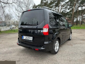 Ford Tourneo Courier I Mikrovan 1.0 EcoBoost 100KM 2014 Ford Tourneo Courier 1.0 EcoBoost Titanium 100KM 2014r, zdjęcie 8