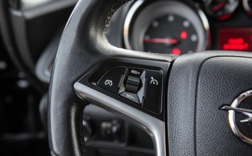 Opel Astra J Sports Tourer 1.7 CDTI ECOTEC 125KM 2011 Opel Astra 1,7CDTI COSMO Chip na 155KM Xenon Ledy Pol Skora Full Alu Polec, zdjęcie 18