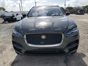 Jaguar F-Pace 2018 Jaguar F-Pace Prestige 2018 2.0l 2.0 Diesel 247KM, zdjęcie 5