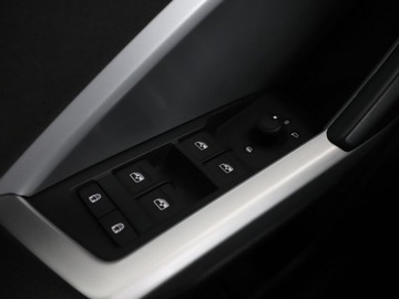 Audi Q3 II SUV 2.0 40 TFSI 190KM 2021 Audi Q3 4x4 S-tronic full LED navi virtual cocpit, zdjęcie 32