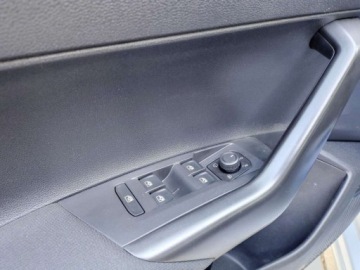 Volkswagen Polo VI Hatchback 5d Facelifting 1.0 TSI 95KM 2022 Volkswagen Polo Kamera Cofania Podgrzewane fotele Salon Polska Benzyna, zdjęcie 8