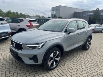 Volvo XC40 2024 VOLVO XC40 B3 DOSTĘPNY OD RĘKI