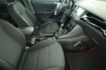 Opel Astra J GTC 1.6 Turbo ECOTEC 200KM 2018 Opel Astra 1.6 T, Salon Polska, Serwis ASO, Klima, zdjęcie 6