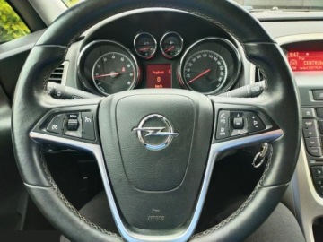 Opel Astra J Hatchback 5d 1.4 Turbo ECOTEC 140KM 2012 Opel Astra 1.4 Turbo 140KM 2012r Bogate wyposażenie, zdjęcie 14