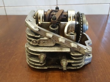 КОМПЛЕКТ ГОЛОВКИ ГОЛОВКИ PIAGGIO LIBERTY VESPA ET4 125