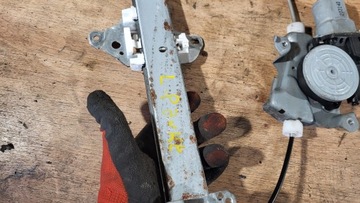 MECHANIZMUS LEVÝ PŘEDNÍ NISSAN JUKE F15 10-