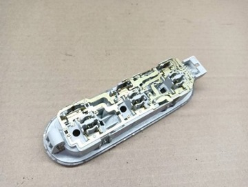 LAMPA OSVĚTLENÍ KABINY NISSAN JUKE F15